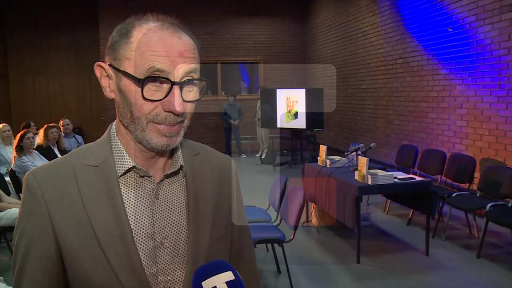 Aćimović: Knjiga "Zaštiti me" treba da posluži kao alat u podizanju svesti o opasnostima koje nam donosi dogitalno doba