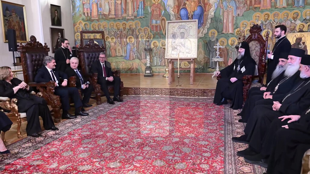 Vučić se sastao sa patrijarhom sve Gruzije Šiom III Katolikosom u Tbilisiju