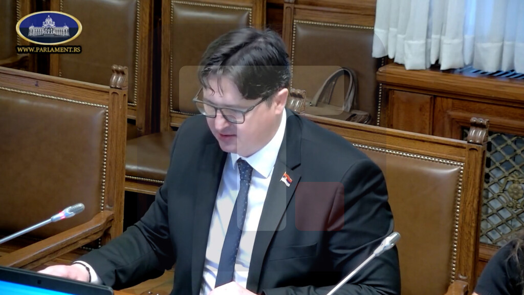 Mrdić: Zakoni koje sam prvobitno predložio Skupštini unapređeni i usklađeni sa mišljenjem VK