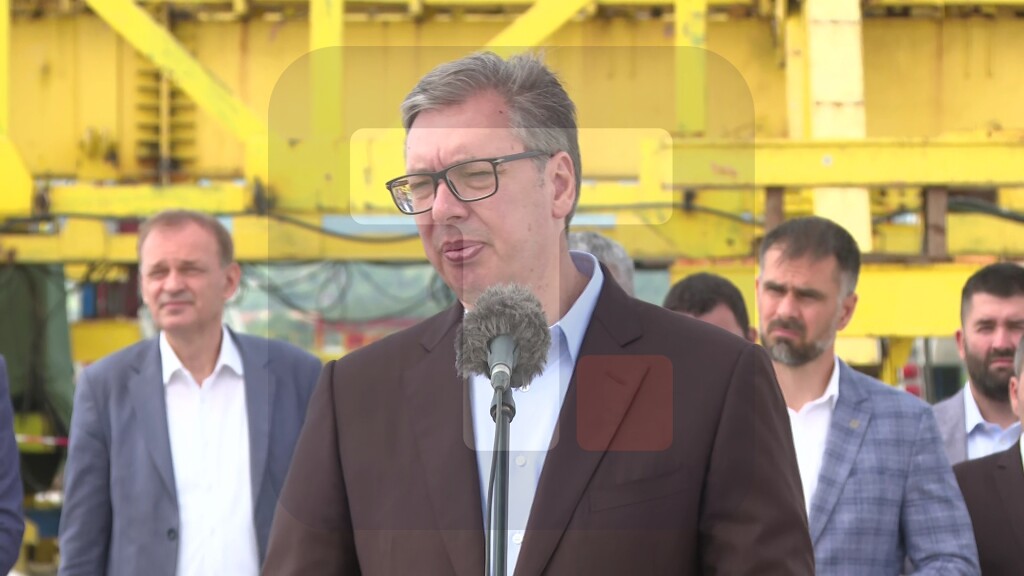 Vučić: Deonicu Paragovo - Petrovaradin od 12km ćemo uraditi naknadno, za dve godine će biti gotovo sve