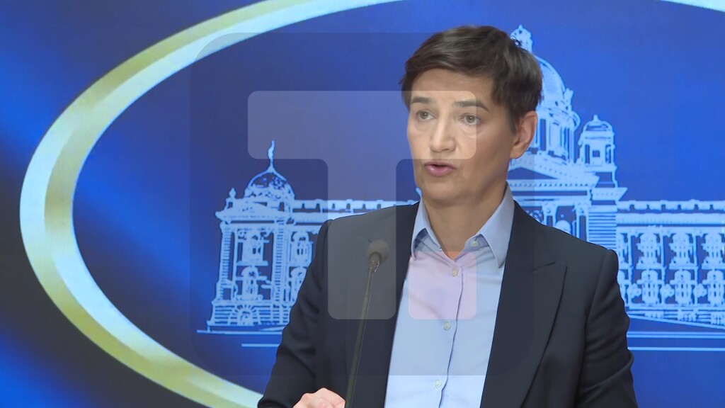 Brnabić: U roku od pet dana je stigla prva reakcija na laž o zvučnom topu