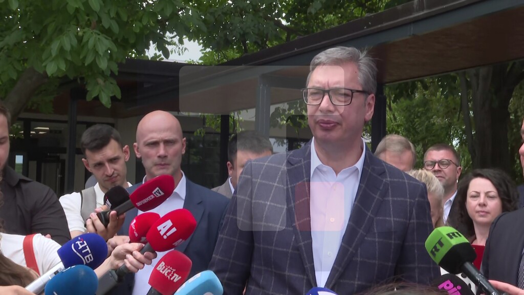 Vučić: Naša železnica mora da bude tačnija i od nemačke i od švajcarske