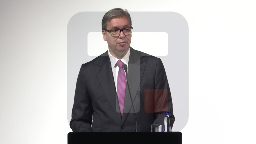 Vučić: Veštačka inteligencija nije samo algoritam, ona ima moć da promeni čitave privrede i da zameni neka radna mesta