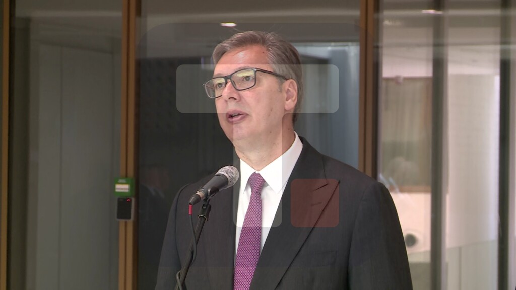 Vučić: Toliko su bile lažne i glupe optužbe da su promašili godinu u optužbi