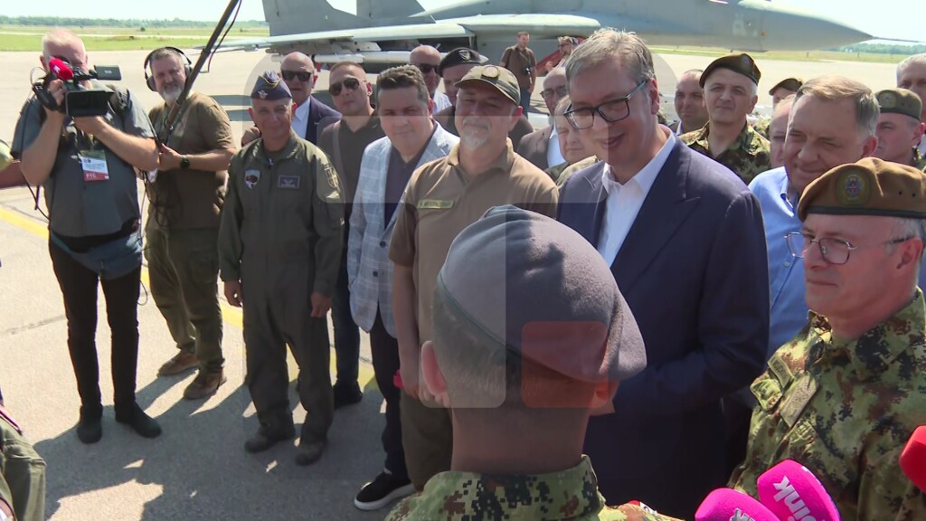 Vučić: Naše rakete u odnosu na Flamingo rakete su brže, nisu jeftine, ali ćemo nastaviti da ih nabavljamo iz Kine