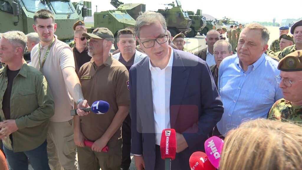 Vučić: Još uvek nisam u potpunosti zadovoljan popunom u vojsci Srbije, biće do kraja godine sve kako treba