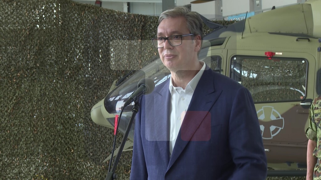 Vučić: Kod nas vlada demokratija, kod nas su pošteni ljudi na vlasti za razliku od Šidera