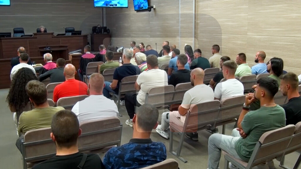 Održan prekršajni pretres protiv 36 osoba privedenih na Gazimestanu, presuda 1.jula