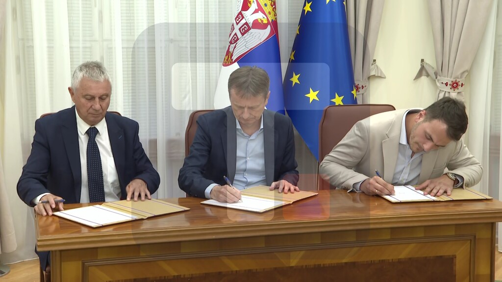 Potpisan ugovor o rekonstrukciji škole u Opariću
