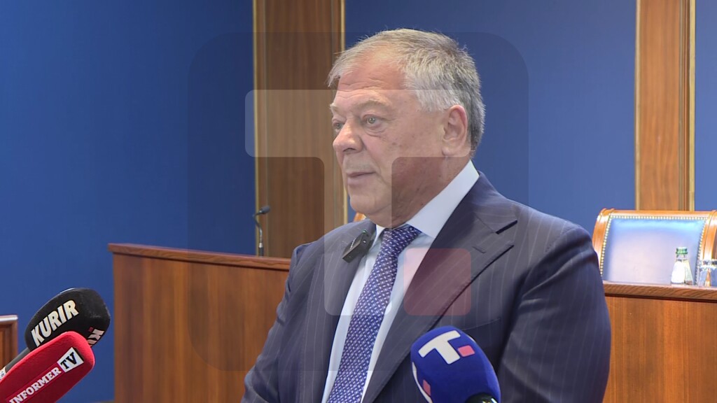 Tončev: Ako hoćemo da kao država očuvamo male opštine i obezbedimo da sredstva iz budžeta Srbije budu ravnomerno raspoređena, onda moramo da omogućimo veće plate u malim opštinama