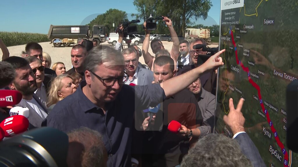 Vučić: Deonica Sombor - Bački Breg od velike važnosti za građane Subotice, naši putevi su stvarno dobri