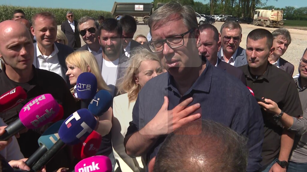 Vučić: Dara, pobednica Evrovizije iz Bugarske, hvali kvalitet naših puteva, naši autoputevi su kao pista