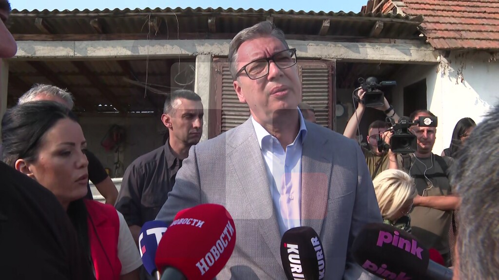 Vučić: Putevi koji trebaju meštanima Jadranske Lešnice, grad loznica ne bi mogla da uradi ni za 100 godina, zato je tu država Srbija
