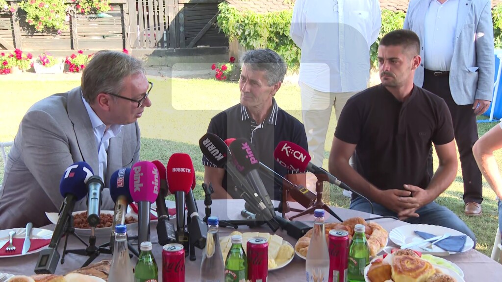 Vučić: Ljudi ne koriste subvencije države, građani ne treba da koriste svoj novac za investicije kad već država nudi pomoć