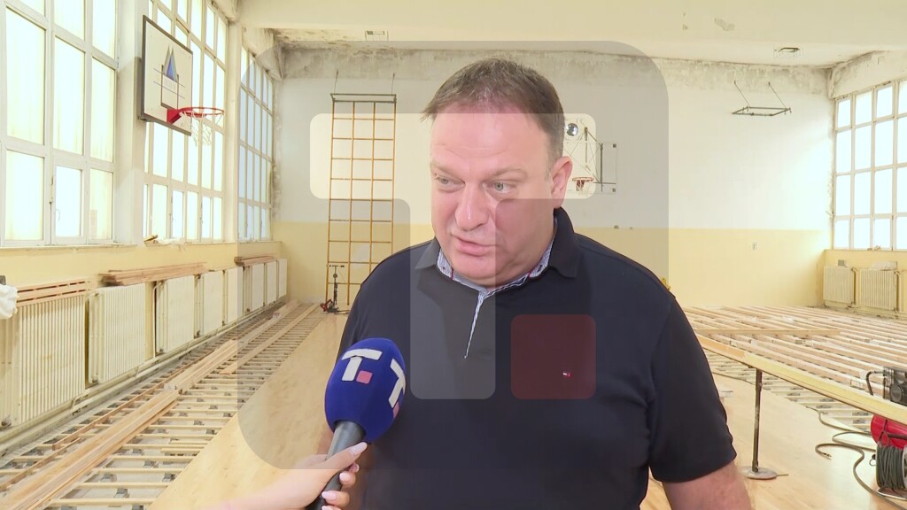 Ćeranić: Uskoro počinju radovi u Osnovnoj školi „Duško Radović“ u Sremčici