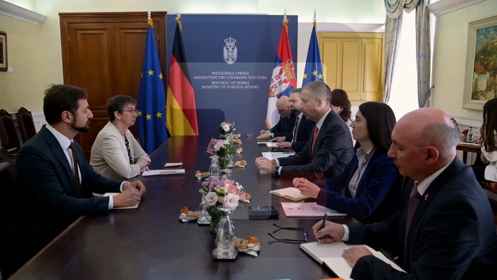 Đurić sa Konrad o bilateralnim odnosima i evrointegraciji Srbije