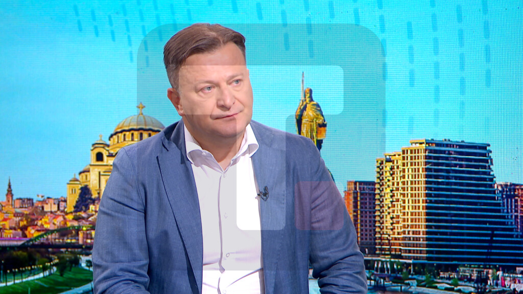 Ibrahimović: Prisustvo Vučića na vojnoj paradi u Parizu govori da Srbija ima kredibilitet na međunarodnoj sceni