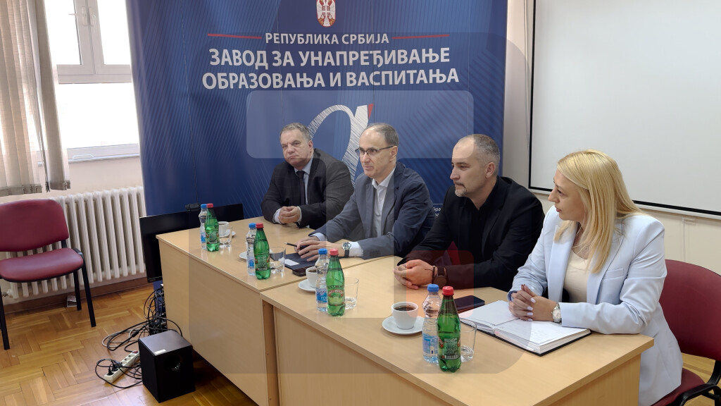 Macut razgovarao sa dekanima prirodnih fakulteta o unapređenju programa u školama