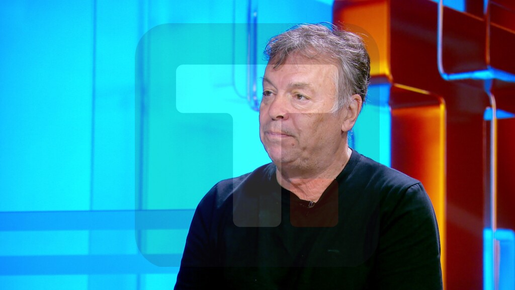 Karajlić: Nova knjiga biće nova forma pisanja