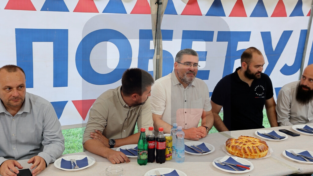 Starović u Somboru: Tiha većina nije dozvolila da se Srbija sruši u teškim vremenima