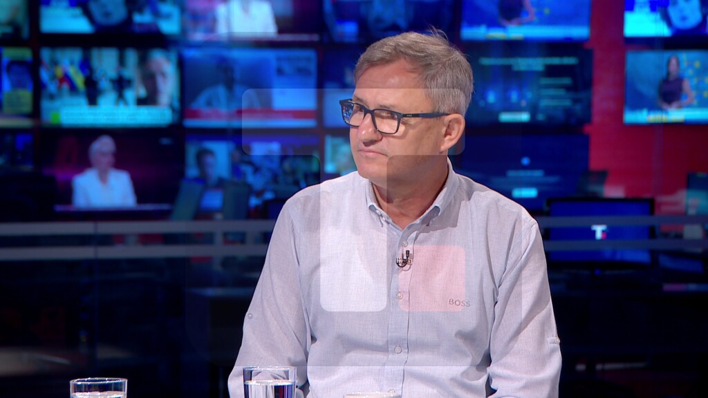 Glamočić: Aktivirali smo sve organe države na suzbijanju AKS,voditi biosigurnosne mere