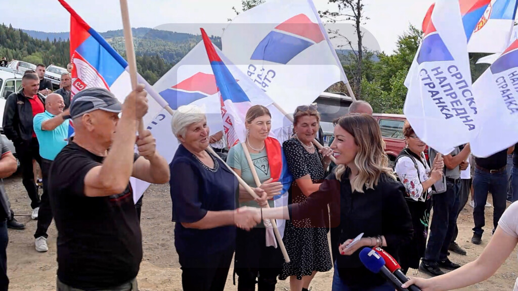 Mesarović u poseti selu Gradac u opštini Ivanjica