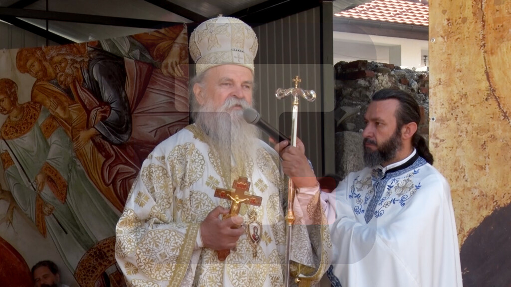 Mitropolit Teodosije: I ove svetinje koje smo od Boga preko naših blagovernih kraljeva i careva i vladara i arhiepiskopa i patrijaraha primili u nasleđe, u kojima se molimo, to je Božije i niko nam to oteti ne može