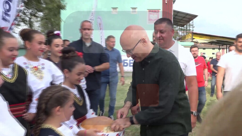Vučević u Šajkašu: Izbori će biti odluka o budućnosti Srbije