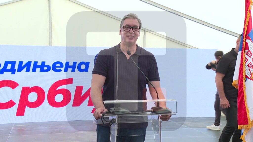 Vučić: Obećavamo naporan rad i nastavak razvoja i napretka Srbije