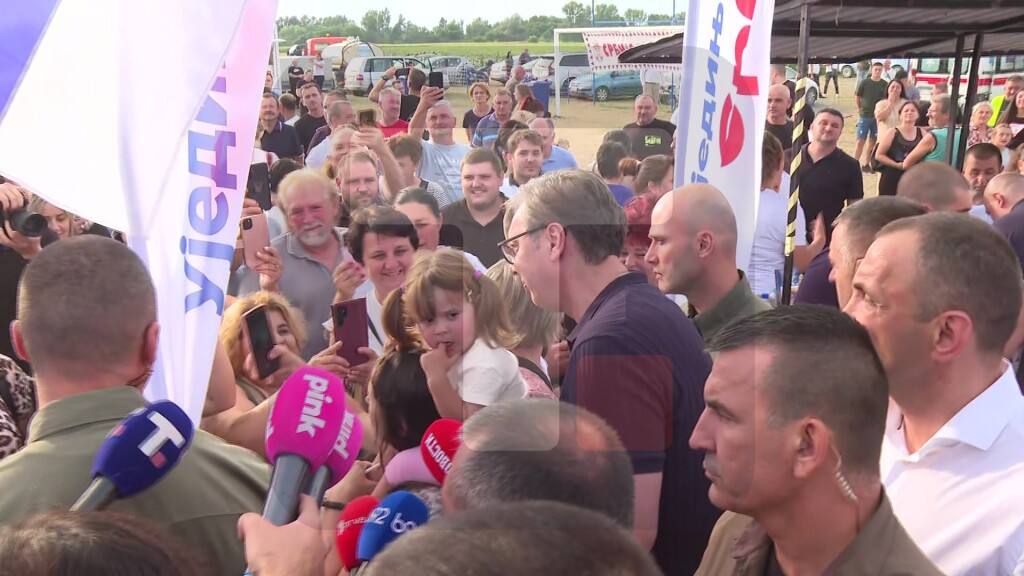Vučić u razgovoru sa građanima