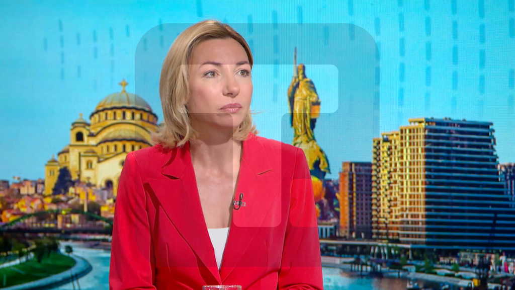 Macura: Vladajuća većina ne treba da odustaje od dijaloga, to je jedino resenje