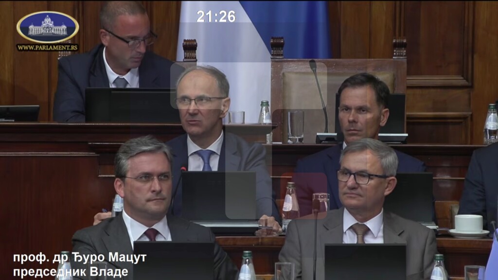 Macut: U prethodnih nekoliko meseci nastavili smo da čuvamo ekonomsku sigurnost Srbije i da razvijamo infrastrukturu, ne postoji bezgrešna Vlada u svetu