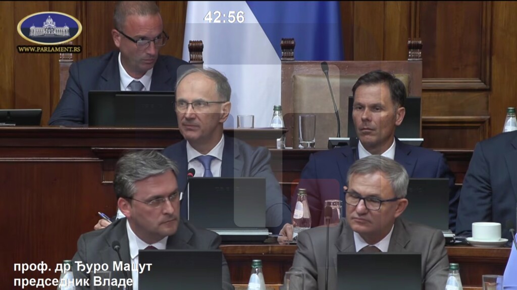 Macut: Najveći infrastrukturni radovi u Srbiji trenutno su u oblasti zdravstva, to dokazuje da su reči Aleksića laž