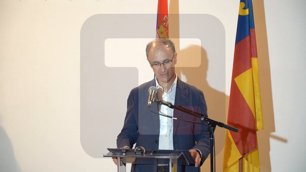 Macut: Ova izložba prvi put predstavljena u sedištu Uneska, povodom dvadeset godina od upisa manastira Visoki Dečani na Listu svetske baštine