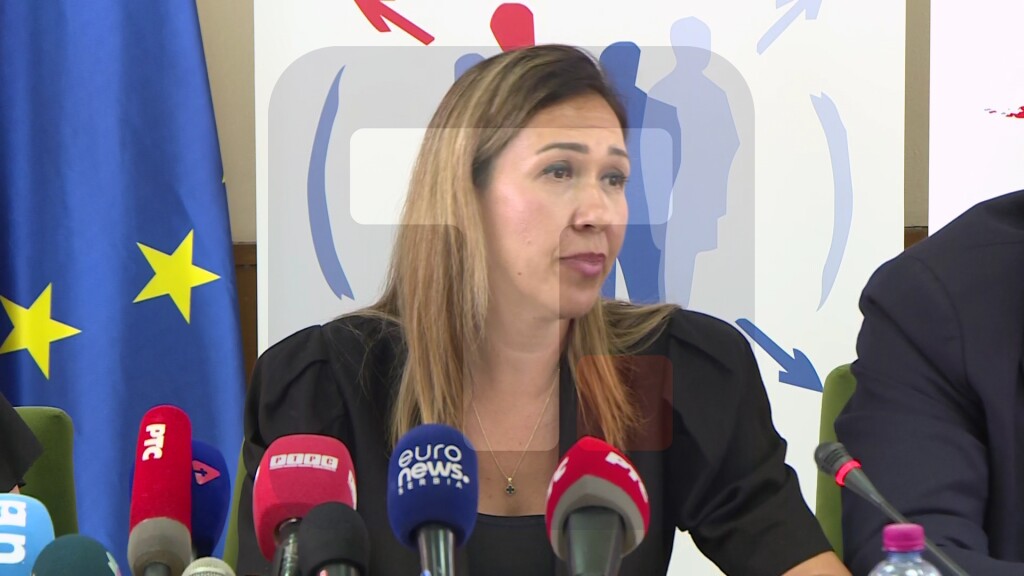 Popović: Srbija tokom ratova 1990-tih primila više od 600.000 izbeglica