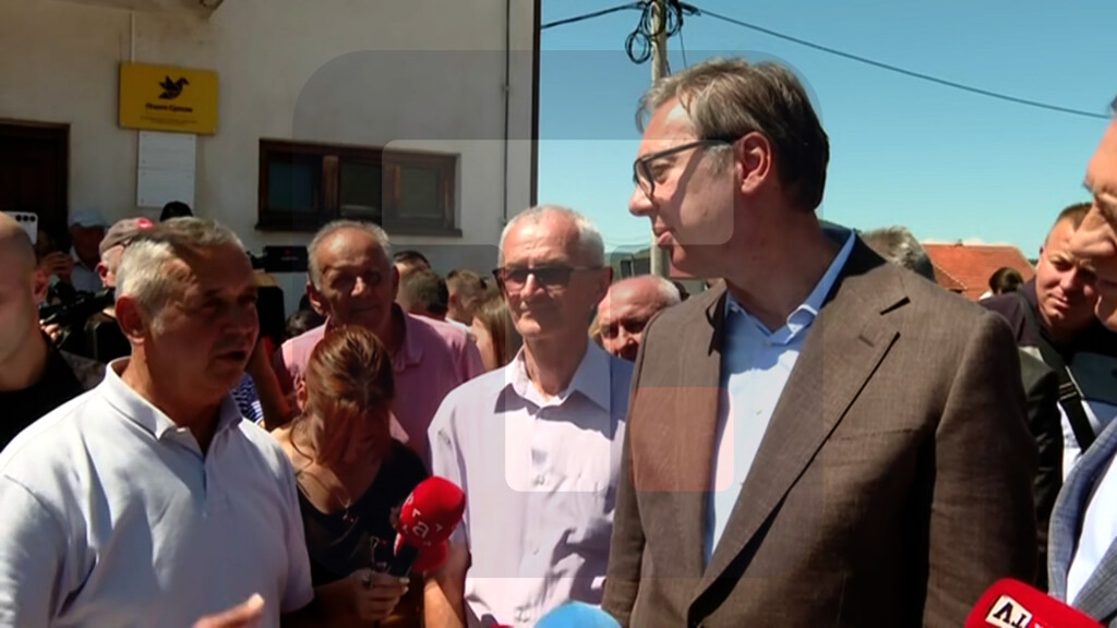 Vučić sa narodom u Novom Selu
