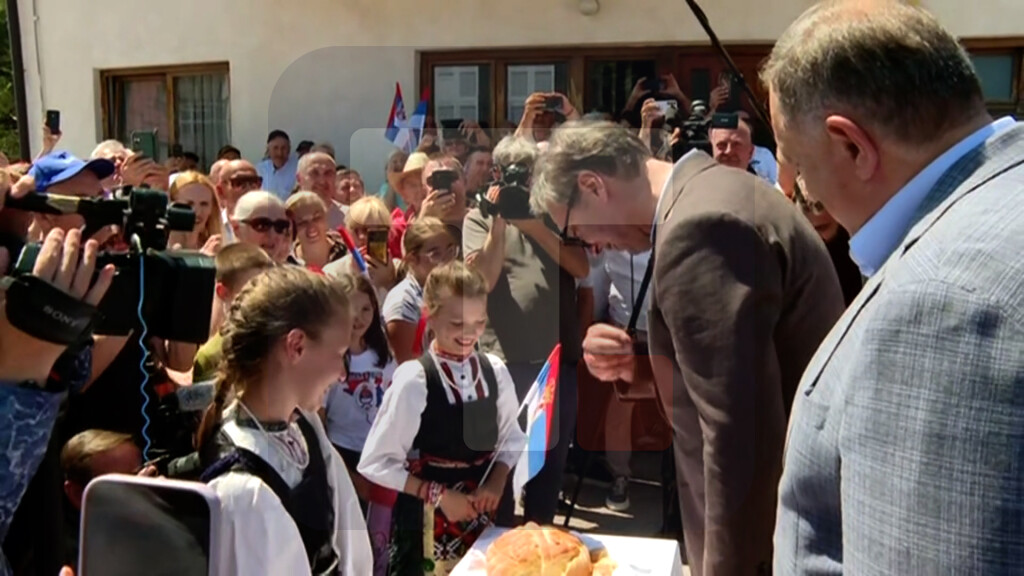 Vučić u poseti Novom Selu u opštini Kupres