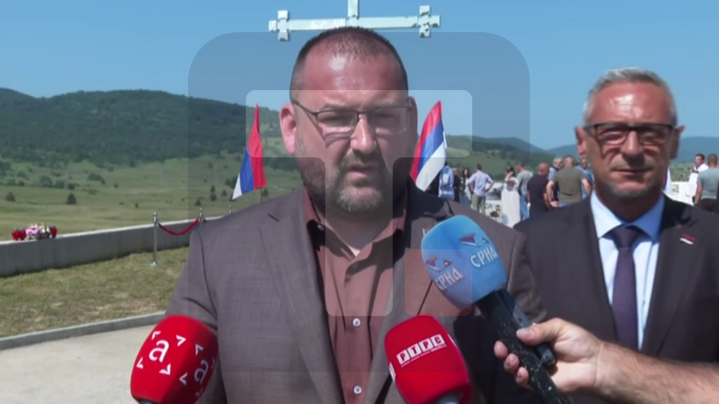 Nuždić: Srbija je preuzela obavezu da procesuira odgovorne, ali se postupak vodi u odsustvu, jer optuženi nisu dostupni pravosudnim organima