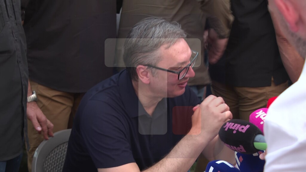 Vučić: Oni jesu favoriti a mi ćemo da se borimo