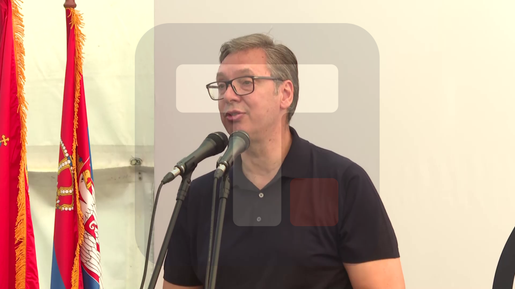 Vučić: Uvek posle velikih, važnih međunarodnih obaveza ja najviše volim da vidim naše građane, da se družim sa vama