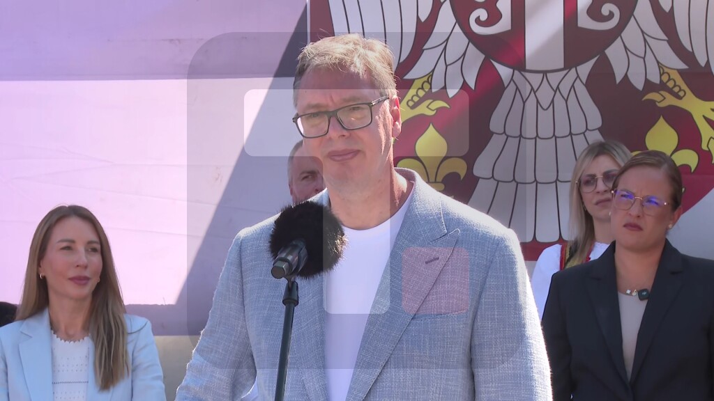 Vučić: Asfaltiranje ulica u Novoj Varoši prioritet