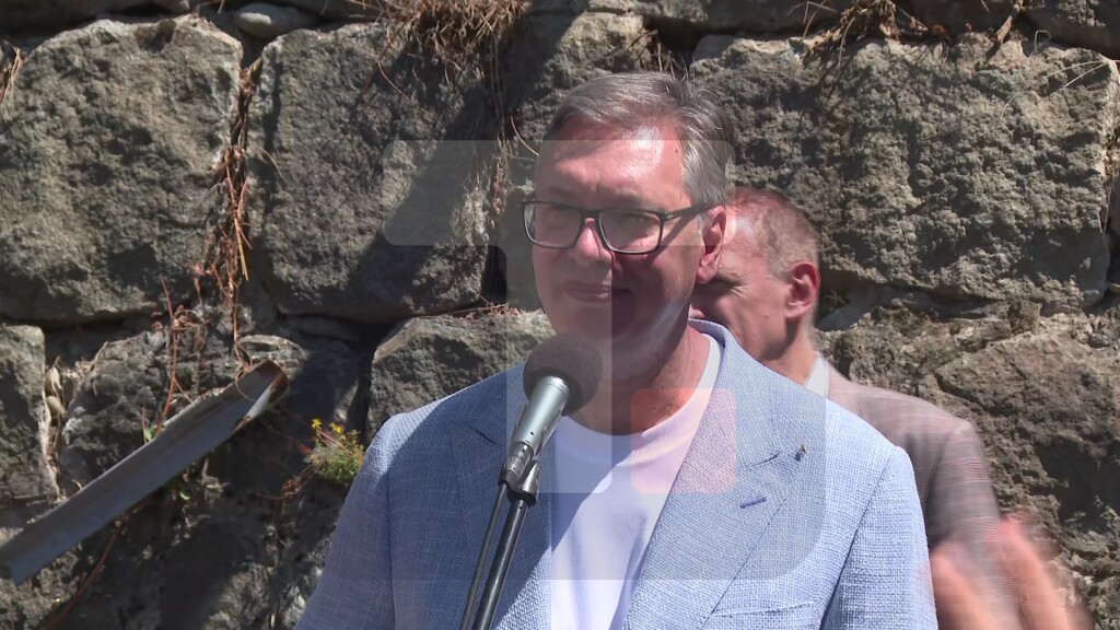 Vučić: Država će pomoći koliko god može građanima Priboja