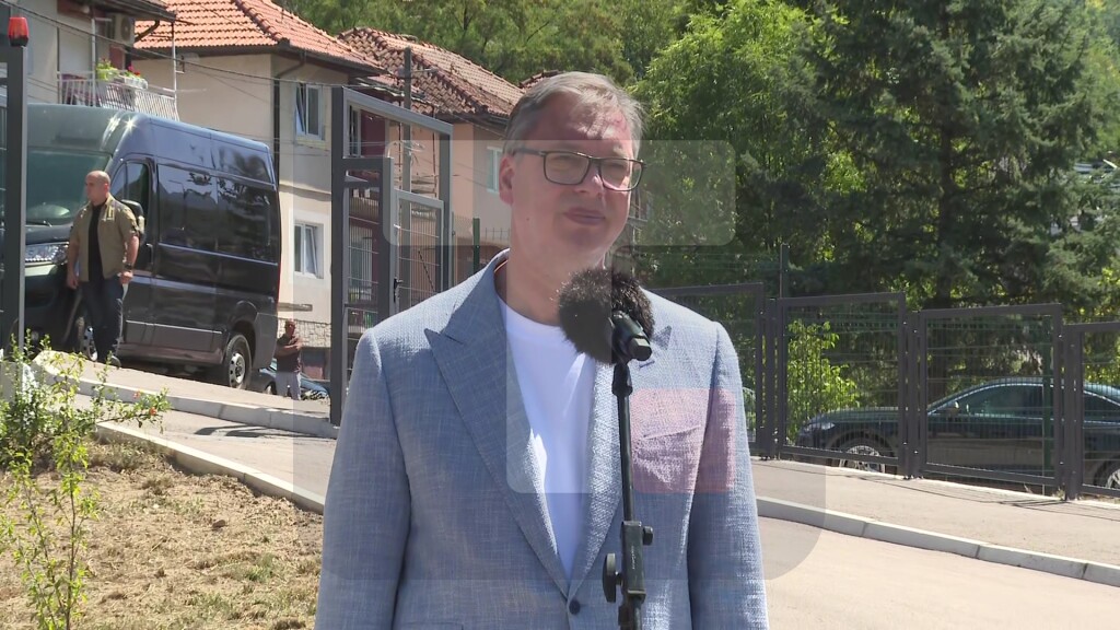 Vučić: Rešavamo probleme, ne možemo odmah sve, ali radićemo koliko god možemo