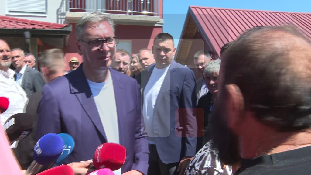 Vučić: Živimo u vreme kada je privatna svojina najvažnija svojina