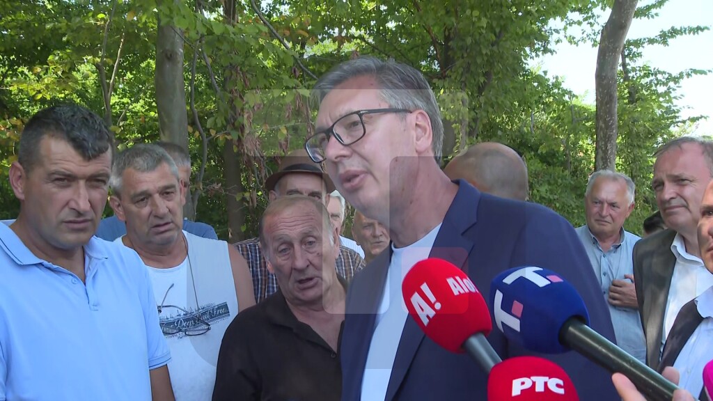Vučić: Čim završimo put Kaona - Luke, dolazim da vidimo koje ćemo još puteve raditi u ovom kraju