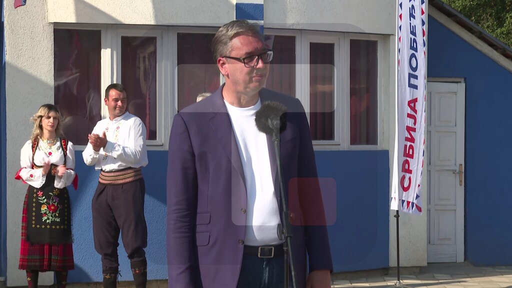 Vučić: Do leta 2030. godine više nigde neće biti problema sa vodom