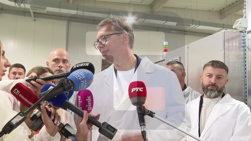 Vučić: Mi ćemo nastaviti da se borimo i da teramo kriminalce u zatvor