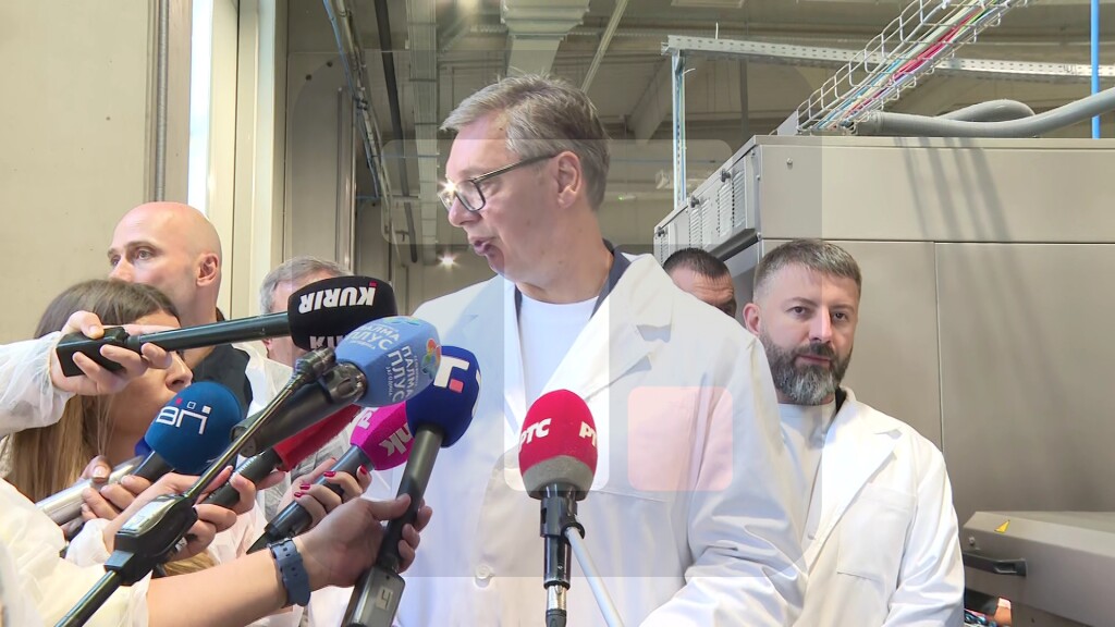Vučić: Imamo raznorazne programe za naše preduzetnike, poljoprivrednike i ostale privrednike