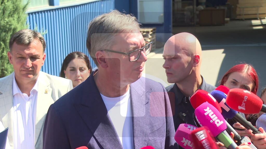 Vučić: Nama je potreban mir, razgovor i dijalog u Srbiji, spremni smo da pružimo ruku svakome