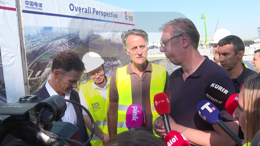 Vučić: Potrebno je da bude više cveća i zelenila